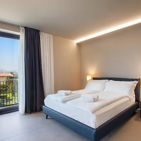 Carlotta Gelsomino Apartment